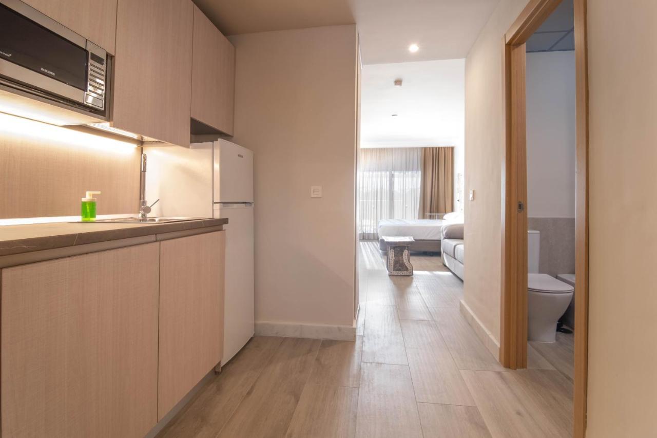 Aljarafe Suites By Qhotels Gelves エクステリア 写真