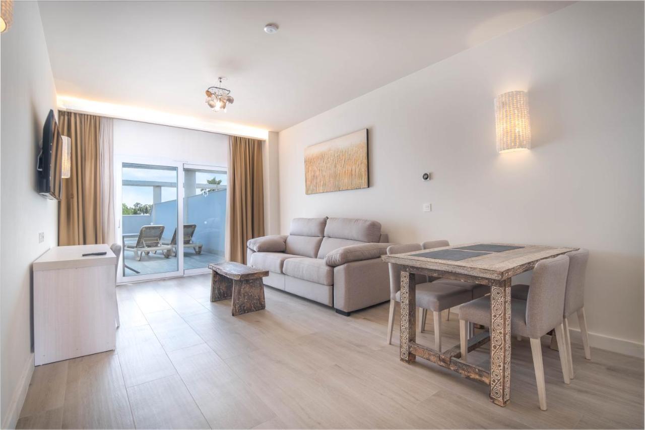 Aljarafe Suites By Qhotels Gelves エクステリア 写真