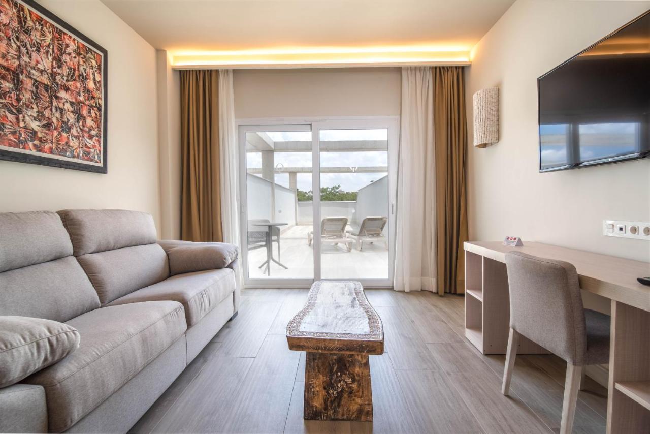 Aljarafe Suites By Qhotels Gelves エクステリア 写真
